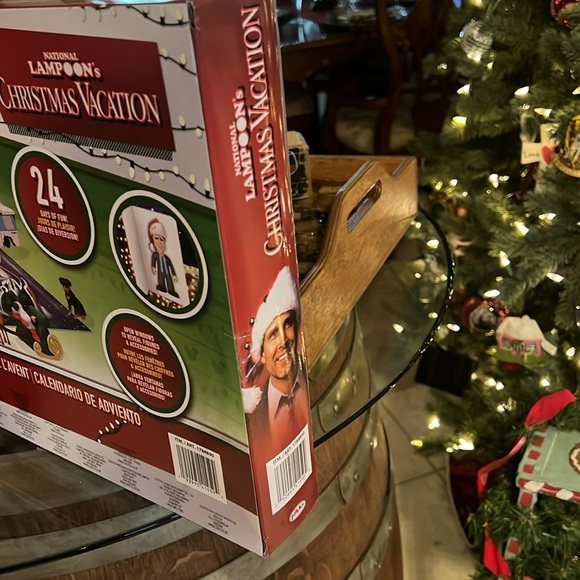 National Lampoon’s Christmas vacation 24 days of fun advent calendar - Picture 4 of 7